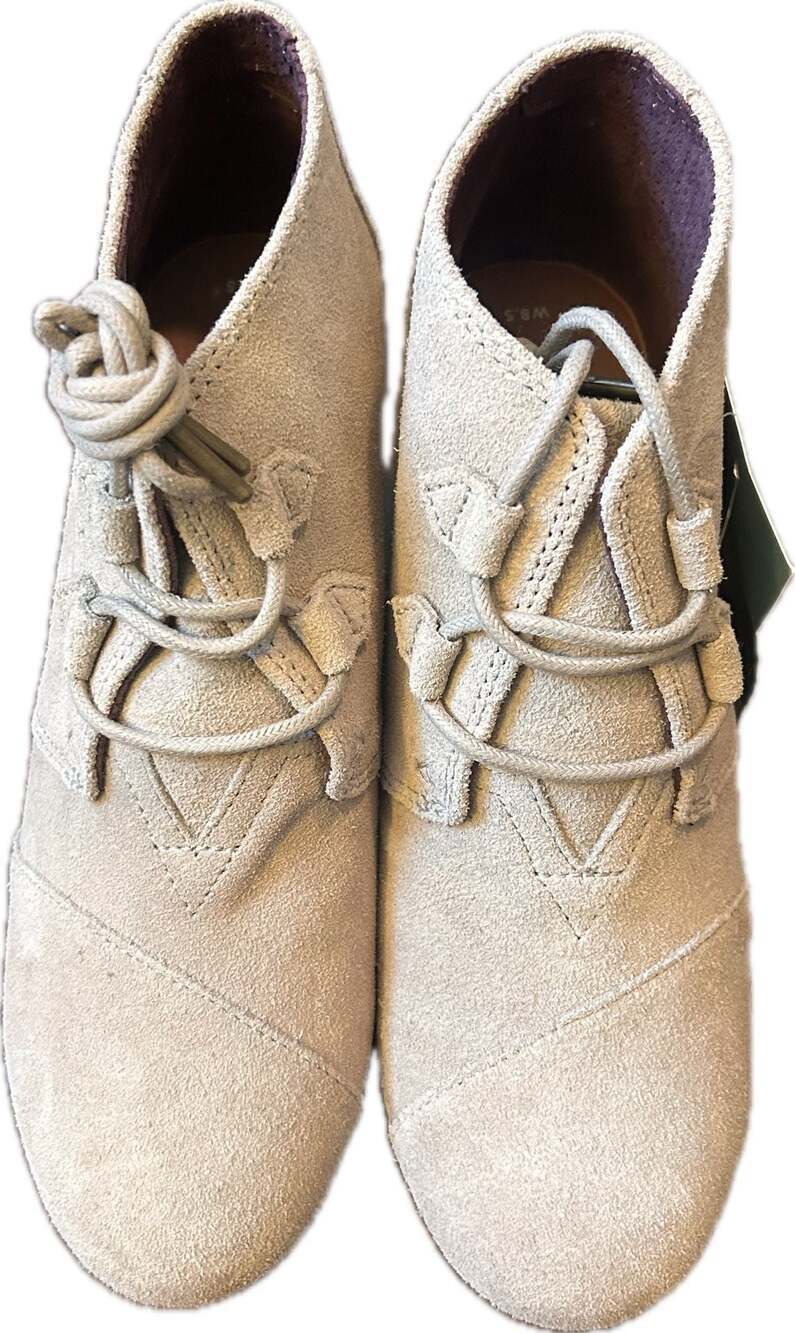 TOMS Women's Kala Lace-Up Wedge Ankle Boots in Desert Taupe Suede boho NWT - Picture 2 of 12